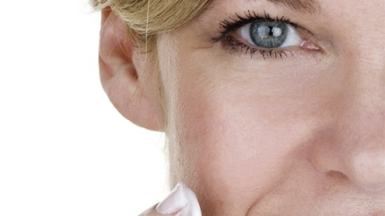 ¿Qué debe tener una crema antiedad?