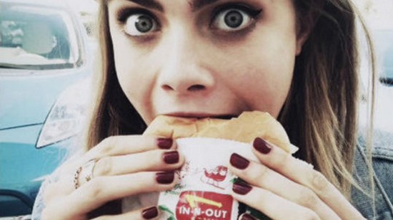 Cara Delevingne hamburguesa