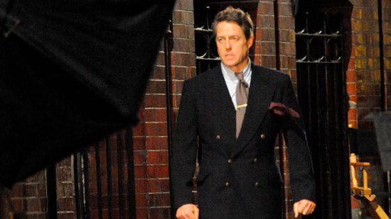 Hugh Grant. 56 años del atractivo atípico