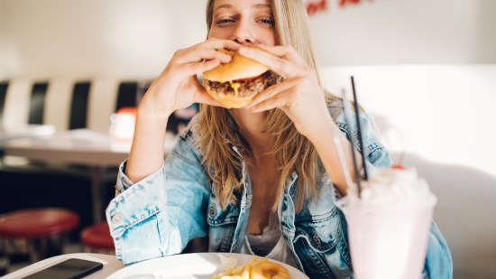 Alimentos que aumentan la grasa abdominal