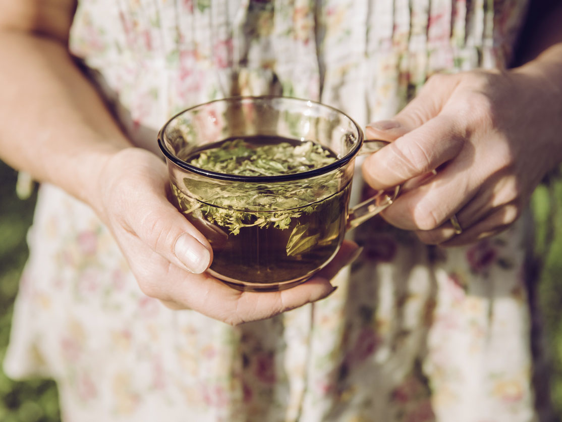 10 infusiones gases vientre plano