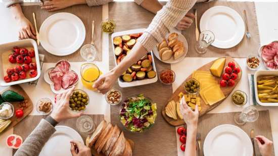 10 ideas para organizar un picoteo con amigos