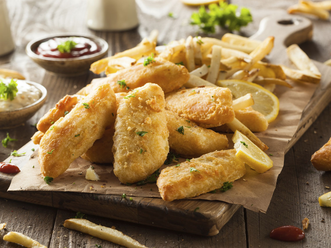 Enharinar, rebozar y empanar, ¿es lo mismo?