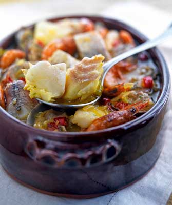 Cazuela de Pescados Variados