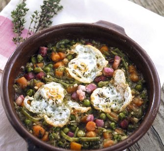 Menestra de Verduras con Huevos de Codorniz