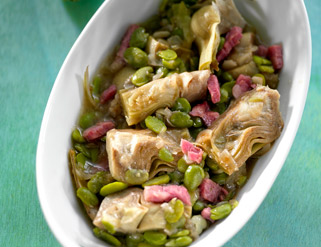 Alcachofas y habas a la navarra