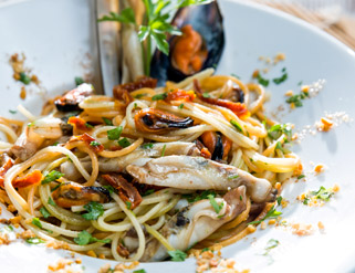 Espaguetis con moluscos