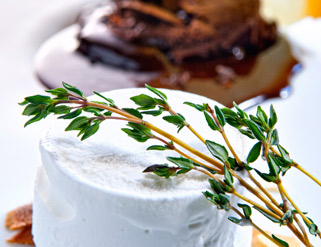 Fondant de chocolate con crema de nata helada