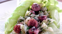 repollo salteado con salchichas