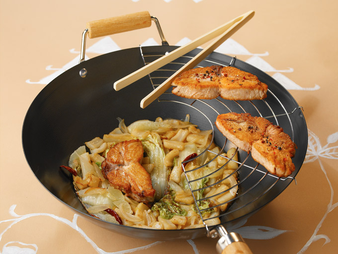 wok de atun y col china