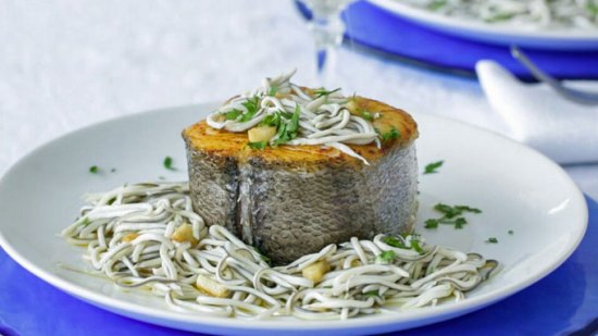 plato de merluza a la ondarresa