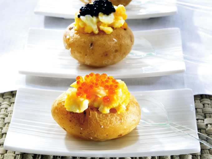 patatas rellenas de huevos revueltos