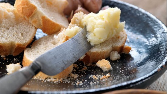 Puré de Patata con Ajos Tostados y Almendras