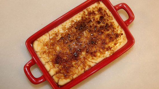 Crema de chocolate blanco y pimienta rosa