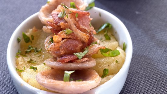 Butifarra con manzana y beicon