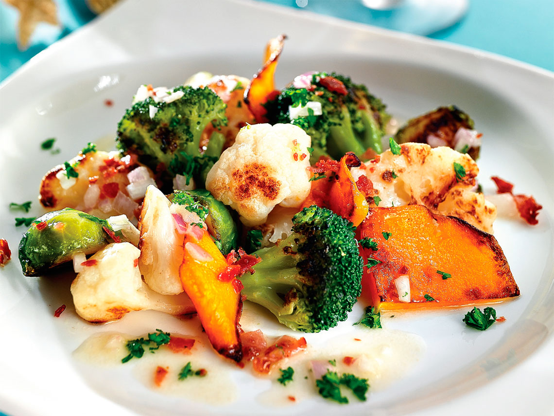 Ensalada templada de verduras de temporada