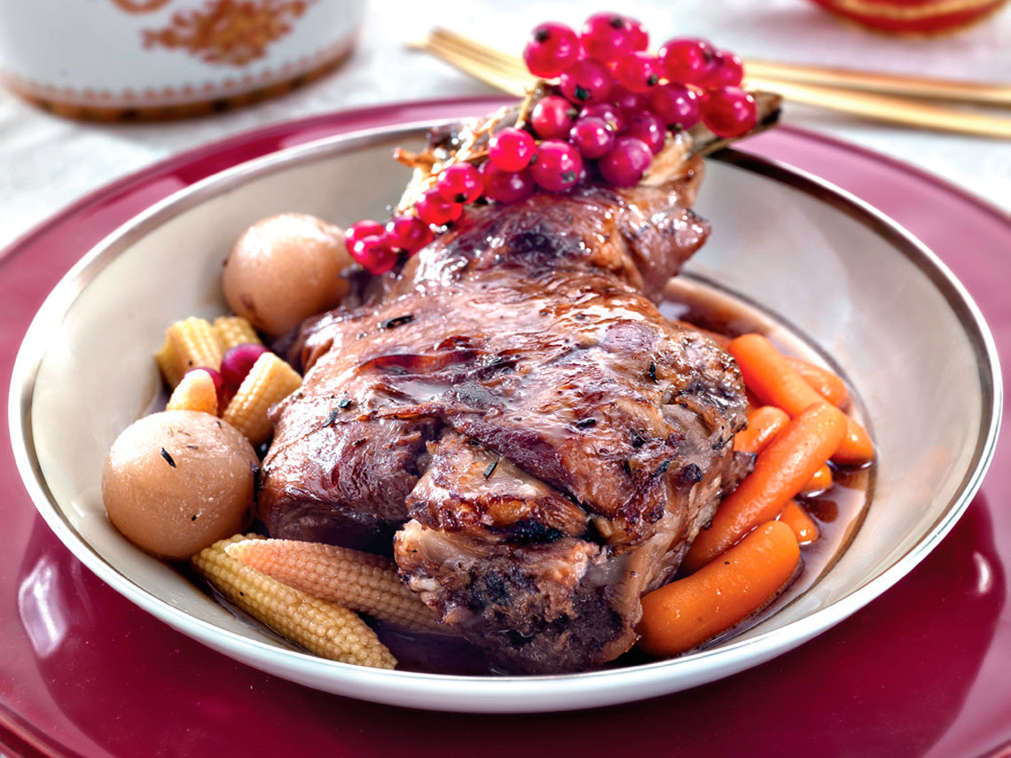 Pierna de lechal confitada