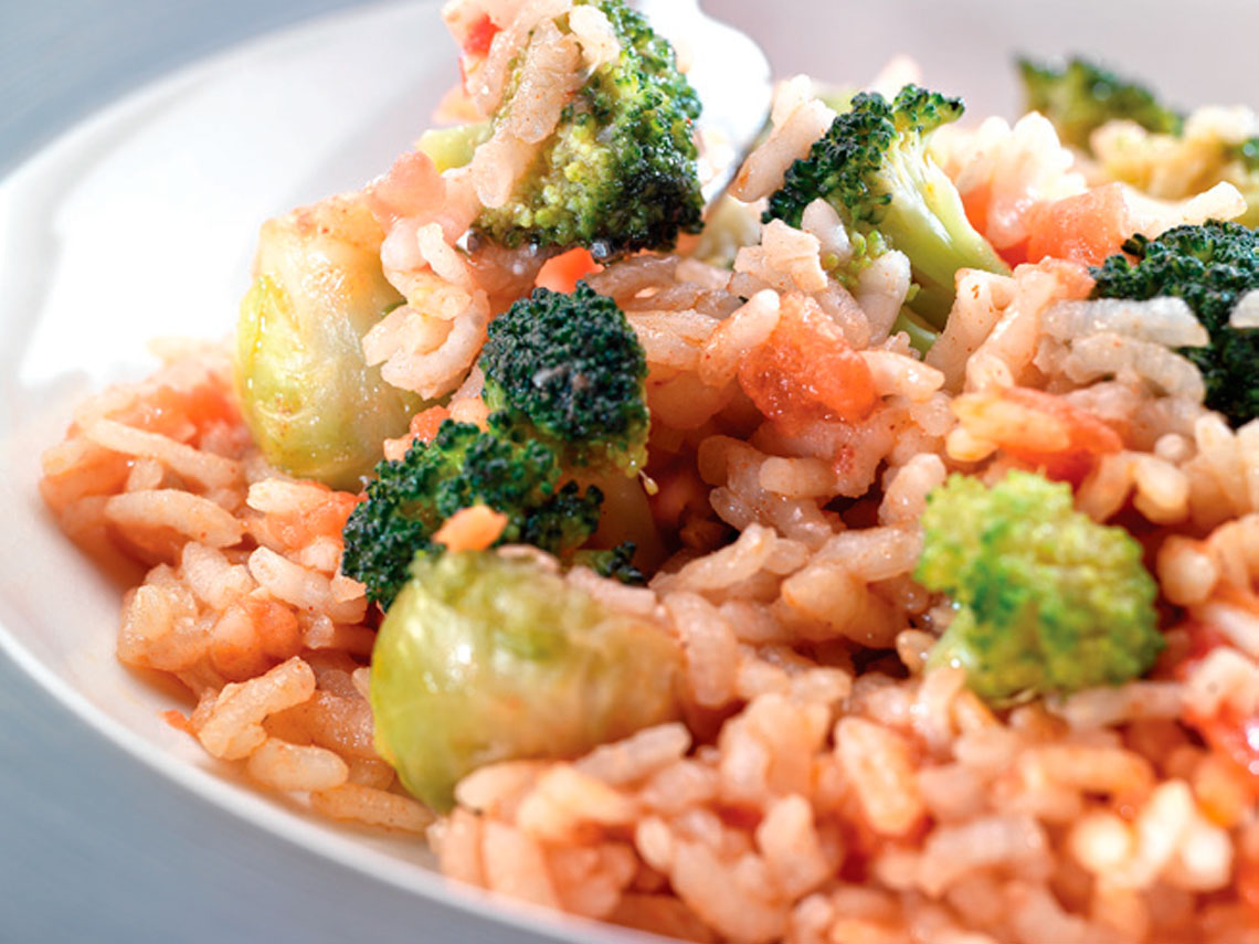 Arroz con brócoli y coles de Bruselas