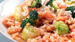 Arroz con brócoli y coles de Bruselas