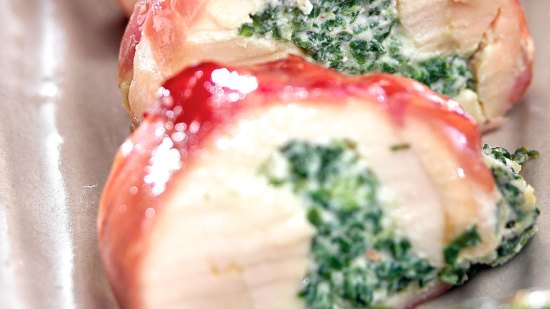 Pechugas rellenas de espinacas y queso ricotta