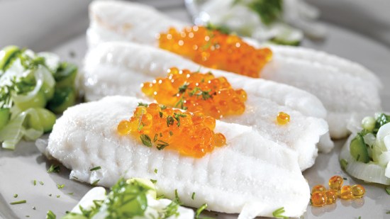 Lomos de gallo confitados en aceite de eneldo