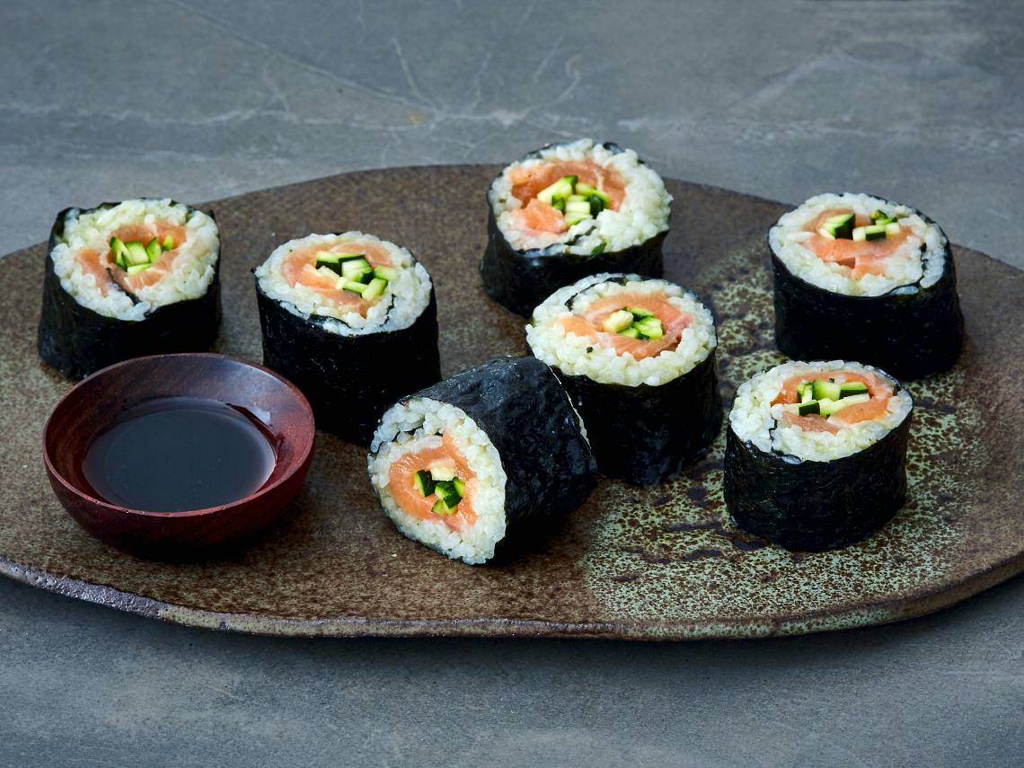 makis de salmón