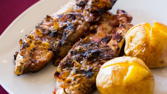 Tournedó de manitas de cerdo rellenas de puerro