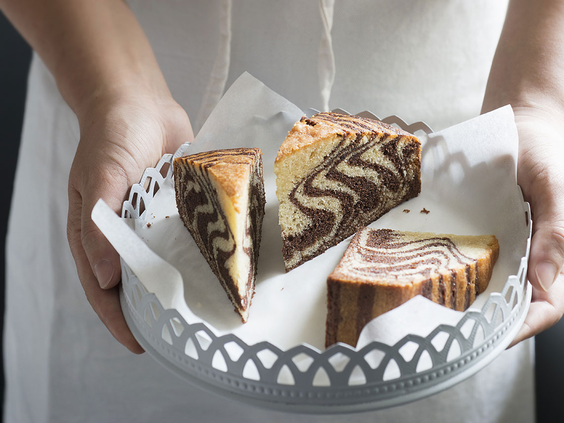 bizcocho bicolor de chocolate