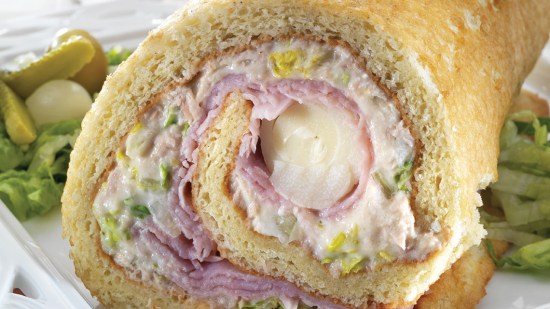 Rollo de atún y palmitos