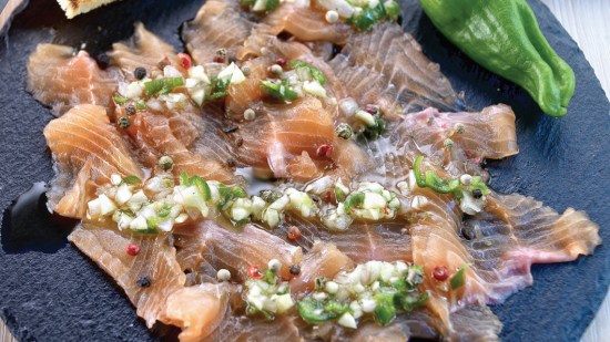 Carpaccio de trucha asalmonada