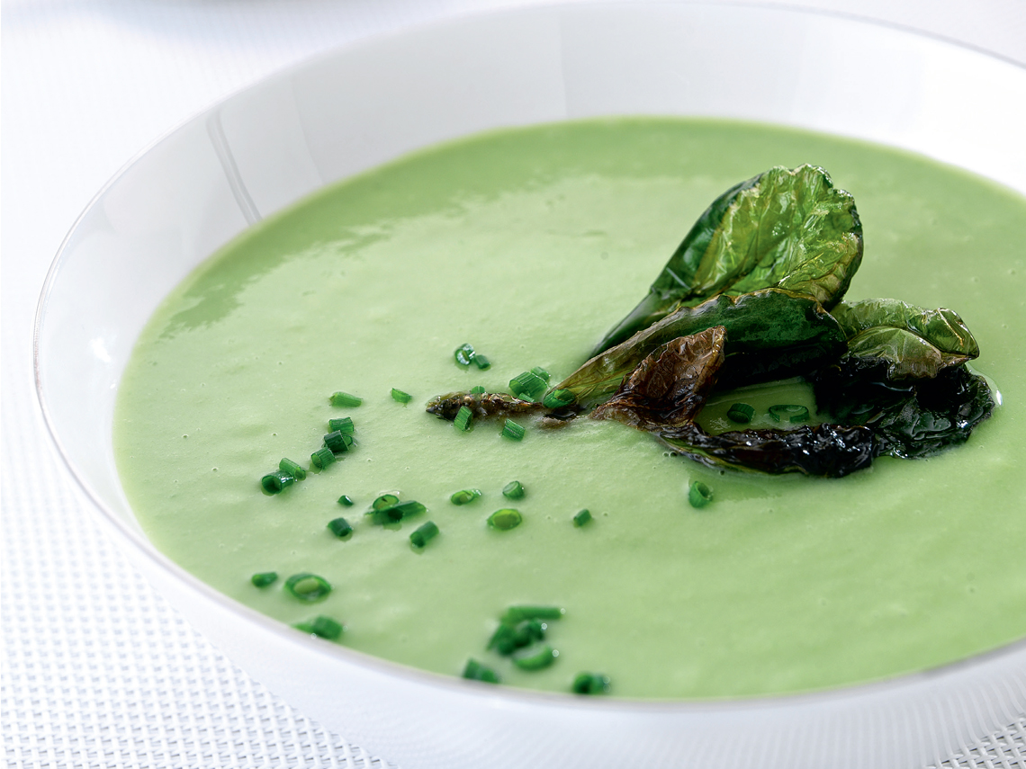 Crema de guisantes con canónigos