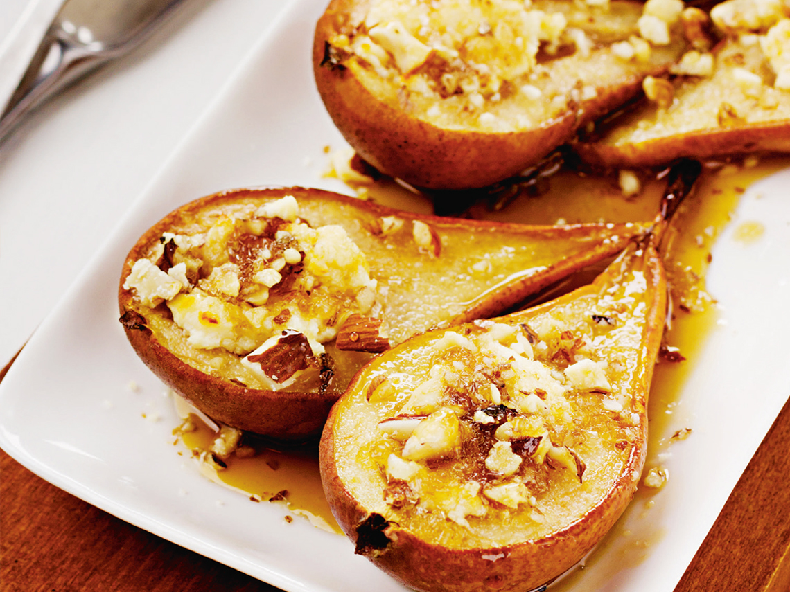 Peras con miel y canela