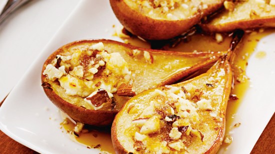 Peras con miel y canela