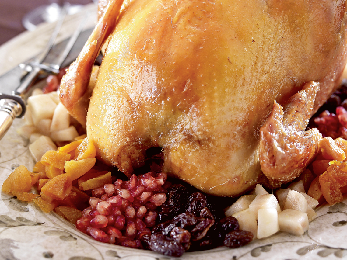 Capón al horno con frutas