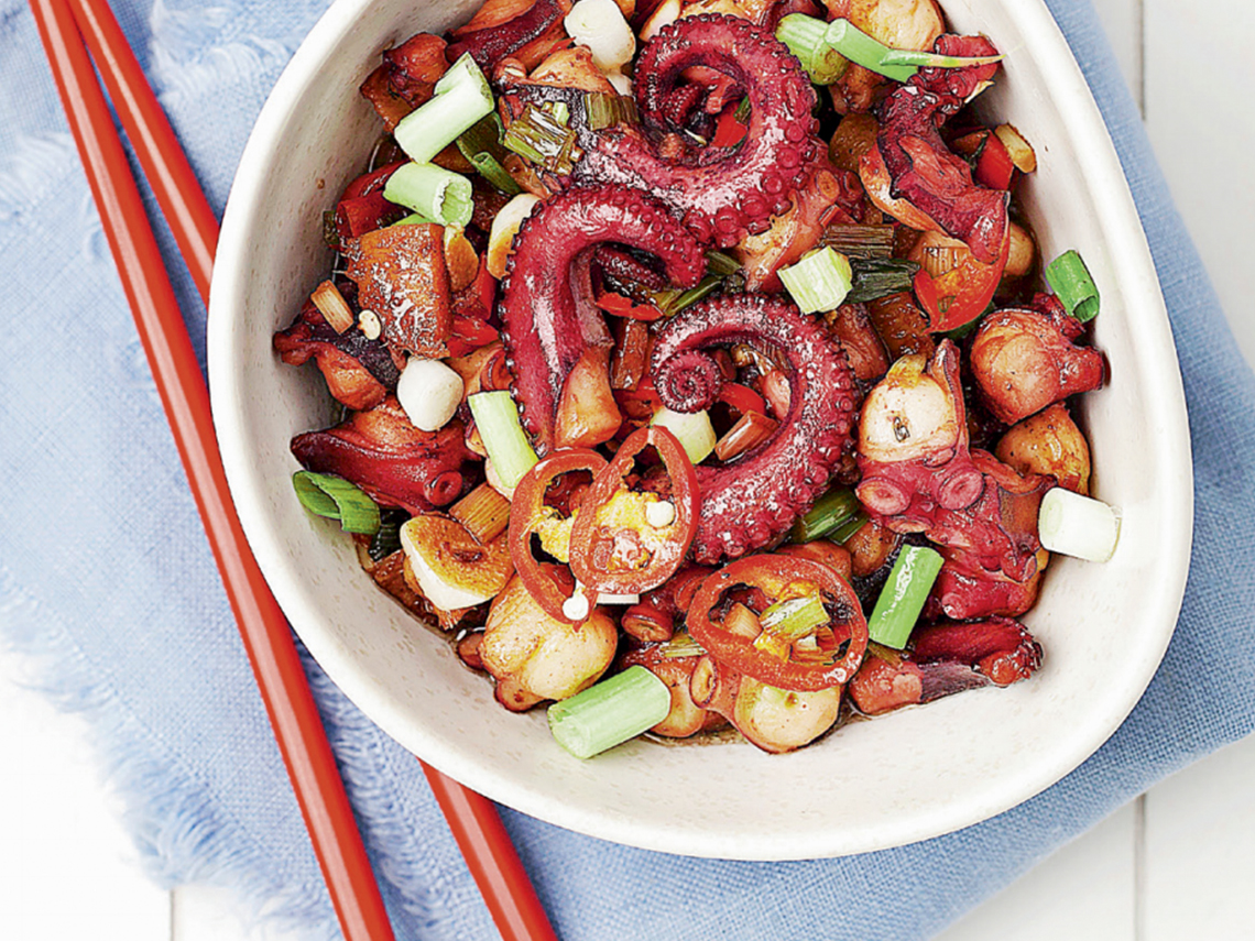 Pulpo con jengibre y chile