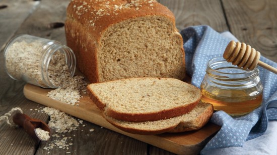 Pan de molde de avena y trigo