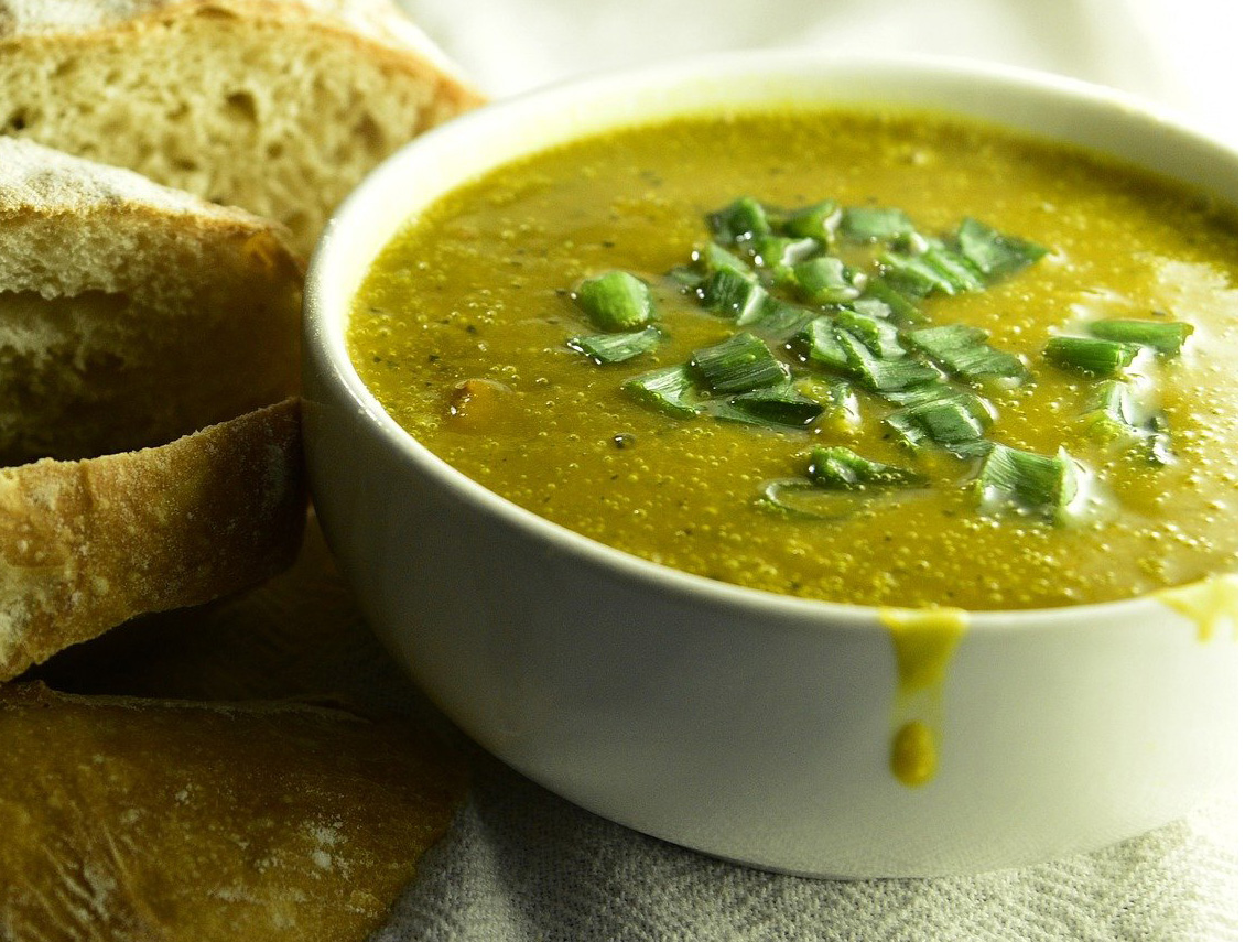 Receta de crema de coles de Bruselas con calabaza asada