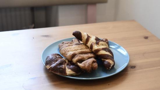 Cruasanes de chocolate y canela