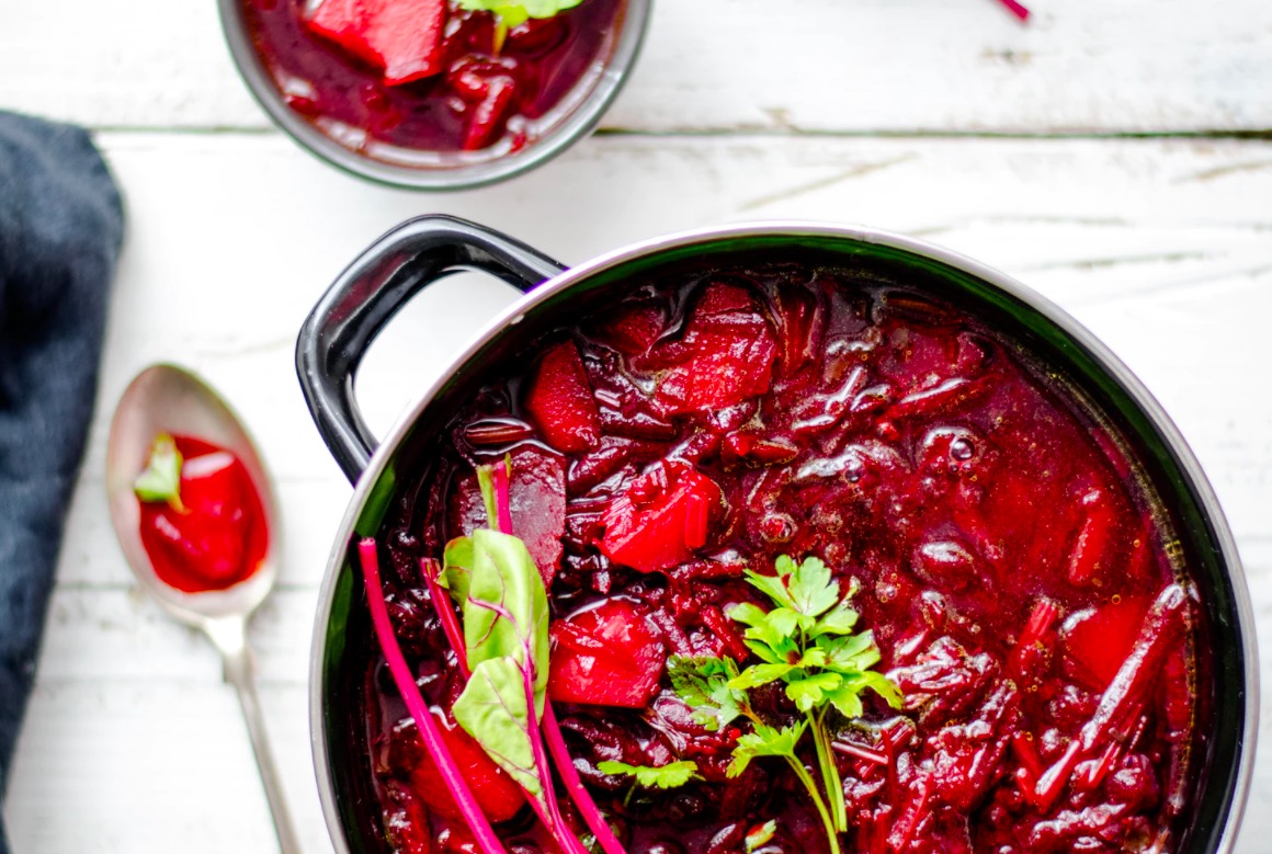 Sopa de remolacha: un entrante perfecto en días de primavera