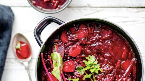 Sopa de remolacha: un entrante perfecto en días de primavera