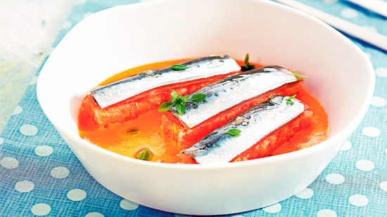 Sardinas con tomate