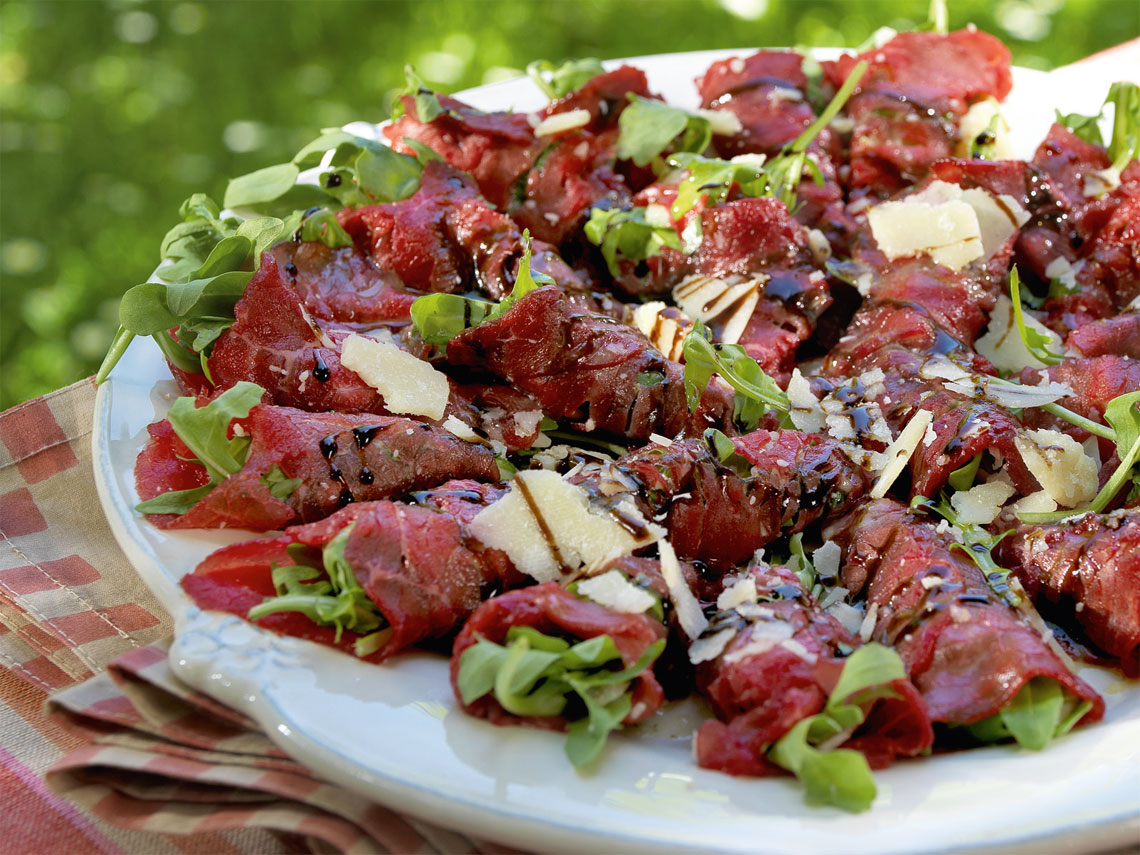 Rollitos de carpaccio