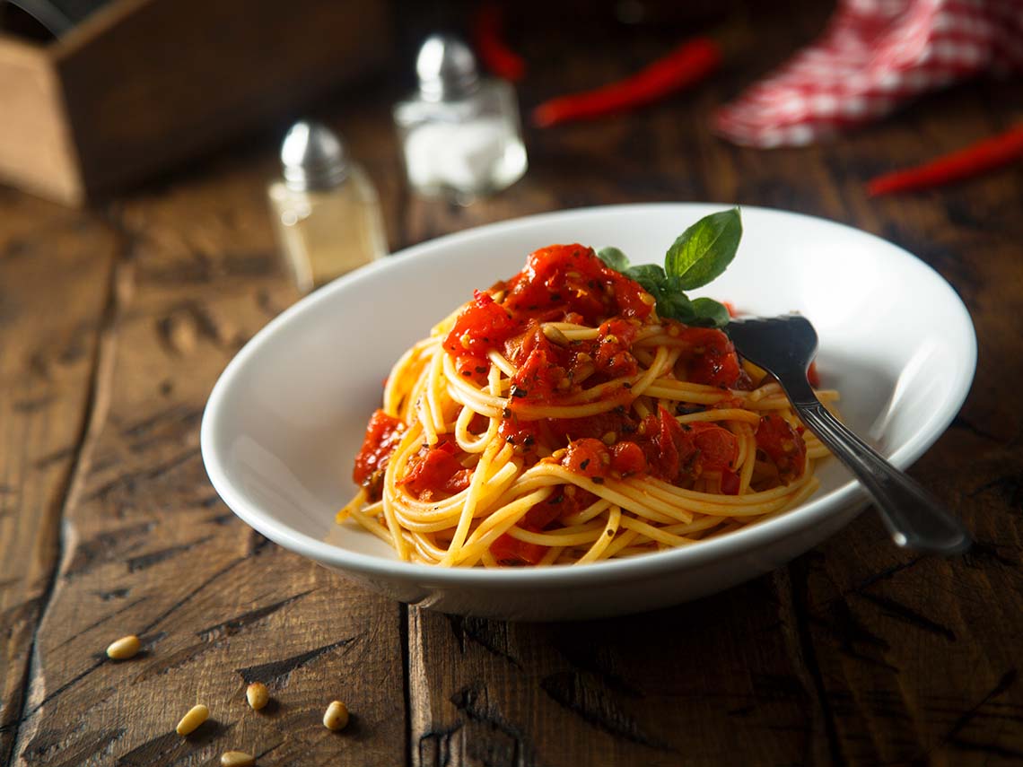 Espaguetis con boloñesa vegetariana