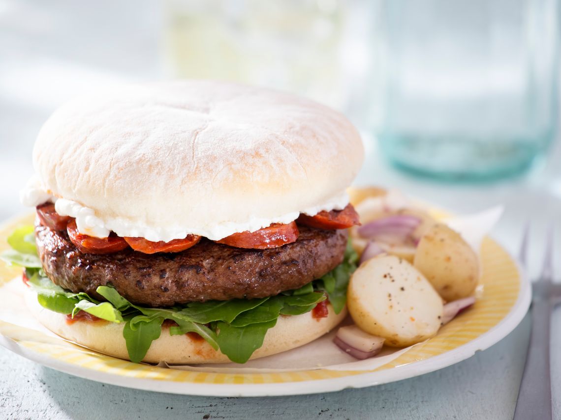 Hamburguesa de chorizo y alubias