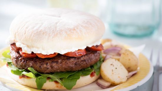 Hamburguesa de chorizo y alubias
