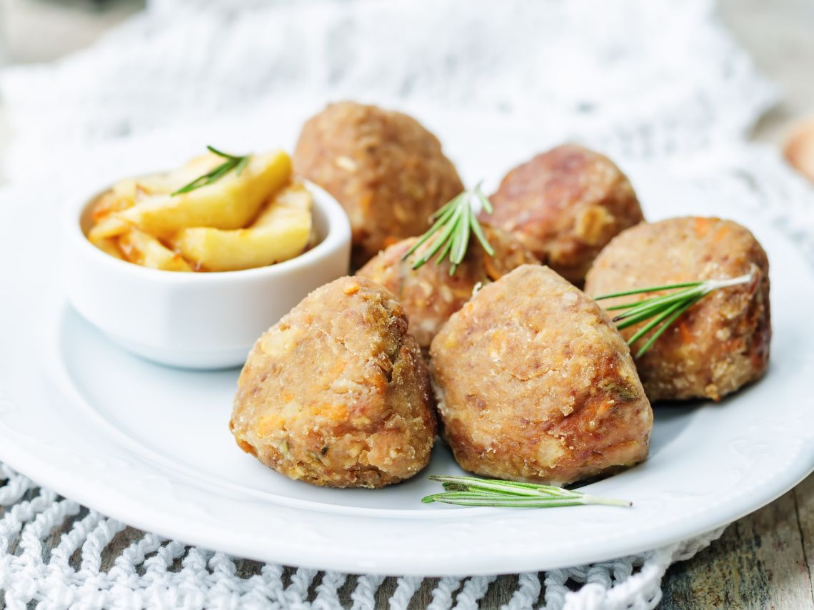 Albóndigas de pollo y manzana