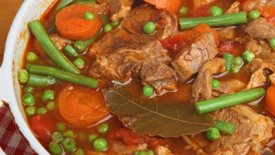 Cordero guisado al chilindrón