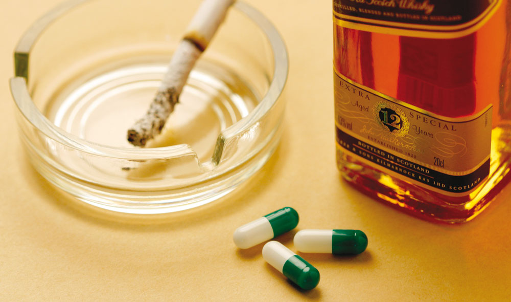 Ibuprofeno y alcohol, una mezcla excesivamente peligrosa