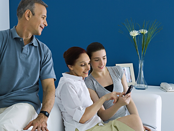 Cómo actuar cuando tu hija te presenta a su primer novio