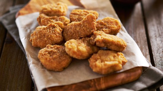 ¿Sabes qué llevan en realidad los nuggets de pollo?